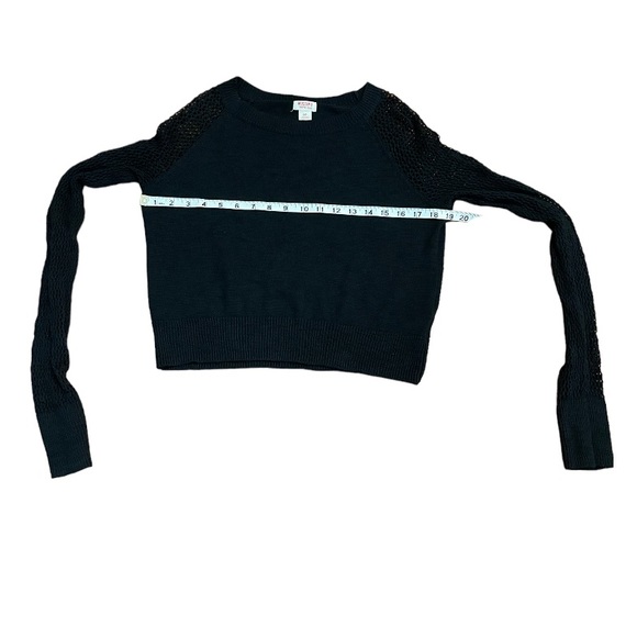 Mossimo Black Sweater with Open Knit Sleeves - Picture 5 of 7